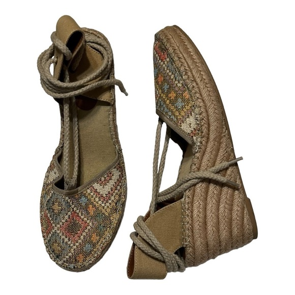 Dolce by Mojo Moxy Embroidered Platform Wedged Lace-Up Espadrille 8M Boho Hippie - Picture 3 of 8